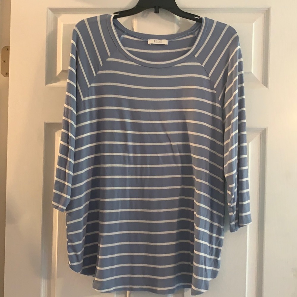 Striped 3/4 top